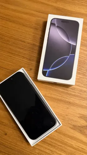 IPHONE 16 PRO MAX 256gb