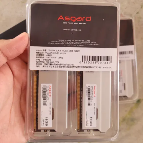 32gb DDR4 (2x 16gb) 3200mhz p/ PC Gamer Asgard T3 com dissipador, prata, seminovas