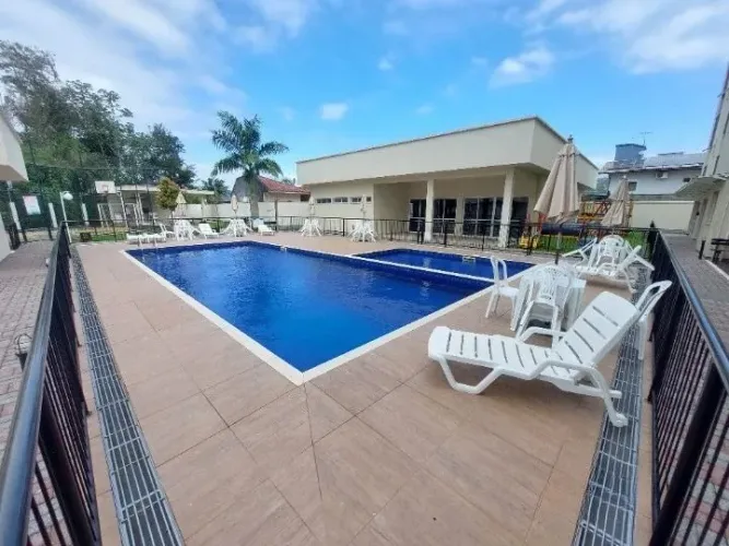 Apartamento para alugar com 2 quartos no bairro São Sebastião Palhoça/SC