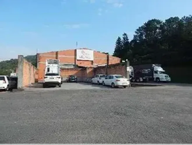 Imóvel CEF - Galpão 2048 m² em Zona Industrial Norte - Joinville - SC