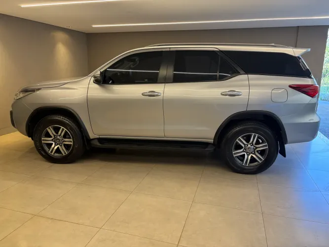 Toyota Hilux SW4 SRV 4X2 2.7 Flex 16V Aut. 2018