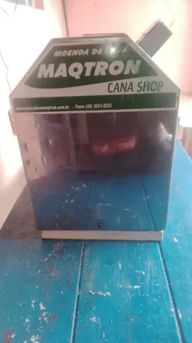 VENDO MAQUINA DE MOER CANA ZERA USADA POUCOS MESES