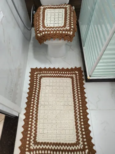 Jogo de banheiro em crochê marrom
