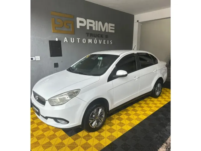 Fiat Grand Siena Tetrafuel 1.4 EVO F. Flex 8V 2014