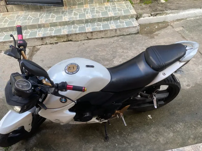 Vendo ou troco em outra moto
