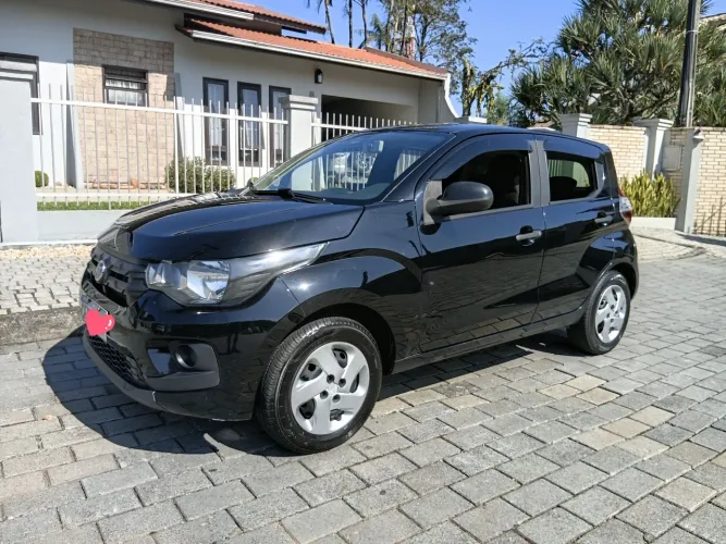 Fiat Mobi Like 1.0 Fire Flex 5P. 2019