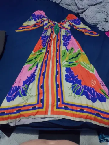 Vestido Farm original na etiqueta 350, nunca usado e blazer azul lança perfume novo 300