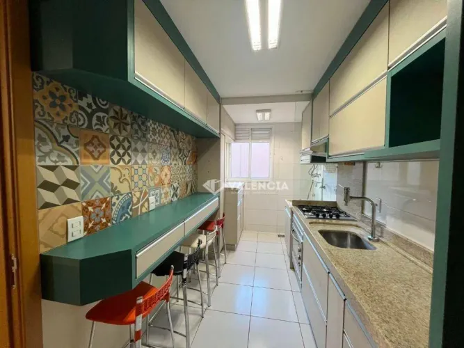 Apartamento Mobiliado para Alugar com 3 quartos por R$2.600,00 no Edifício Presidente Jk n