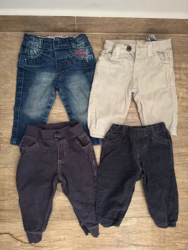 Conjunto de calça infantil importados e outras marcas veste até 9 meses