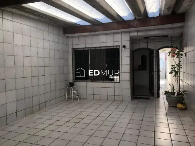 CASA para Venda com 200m² no Bairro Vila Assunção com 4 quartos e 2 vagas. Santo André, SP