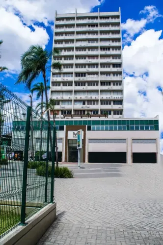Oportunidade no Centro Empresarial Madureira. Ao lado do Madureira Shopping.