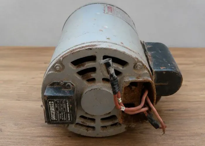 Motor Elétrico EBERLE monofásico - usado