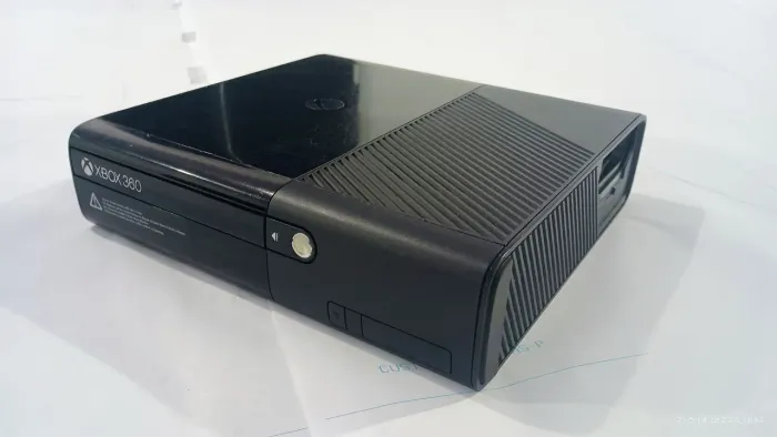 Xbox 360 so o aparelho (defeito)
