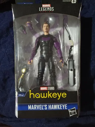 Boneco Gavião Arqueiro Marvel Legends D+
