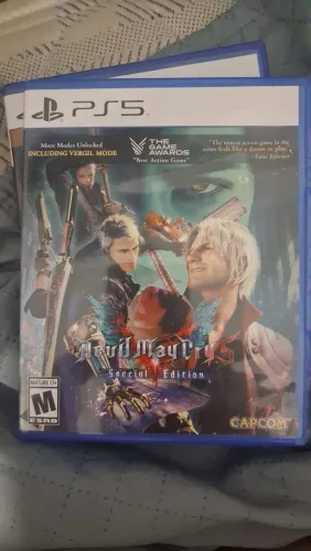 Jogos PS5: Spider-Man Miles Morales / Devil May Cry 5 Special Edition
