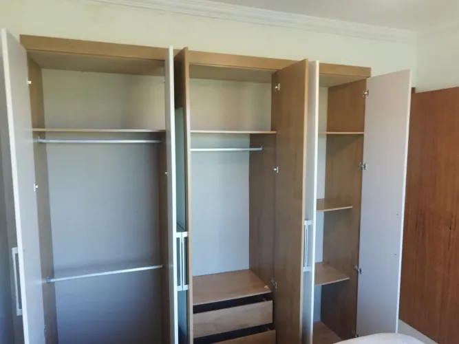 Guarda Roupa 6 portas