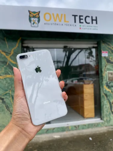 iPhone 8 Plus 