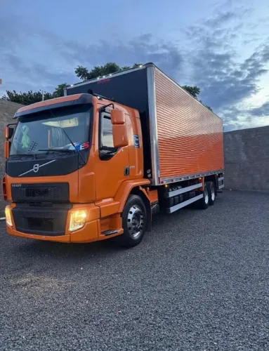 Volvo vm 270 6x2 2021