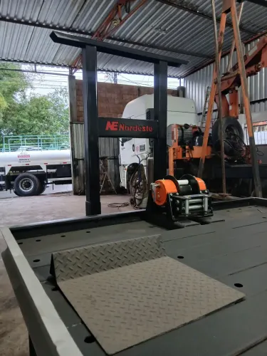 PLATAFORMA AUTO REBOQUE 6 MTS