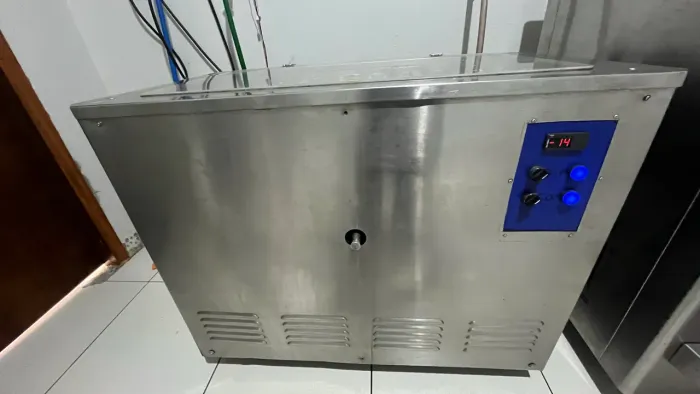 Máquina de picolé 