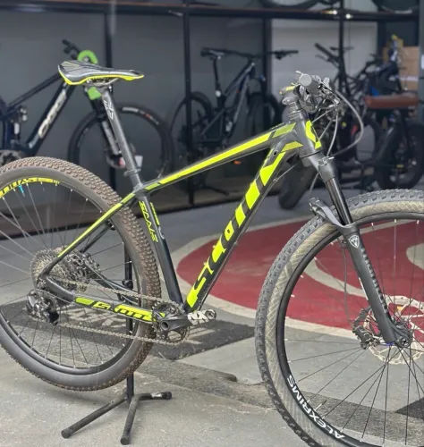 Scott Scale 945