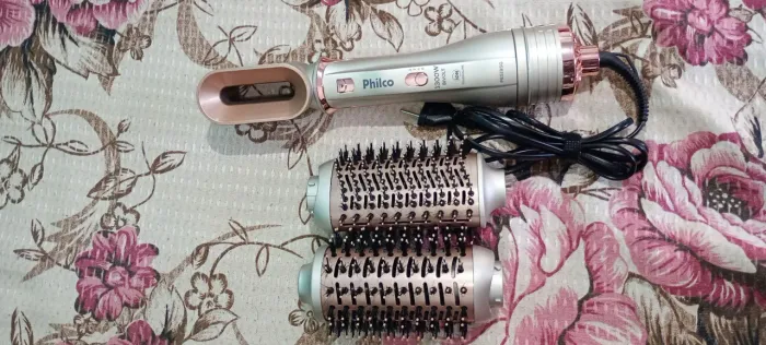 Vendo escova secadora 3 em 1 da Philco!