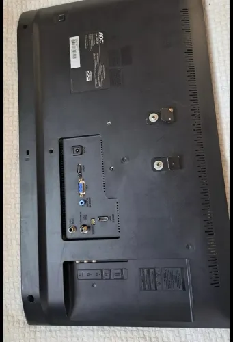 Vendo TV AOC em perfeitas condições 