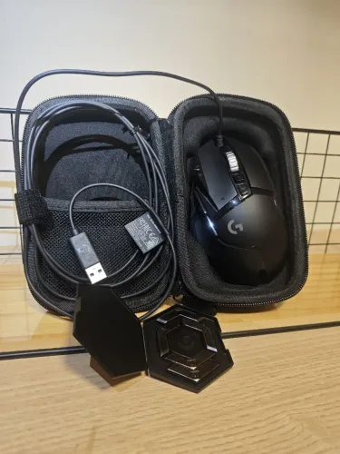 Mouse gamer G502 Hero Logitech c/case