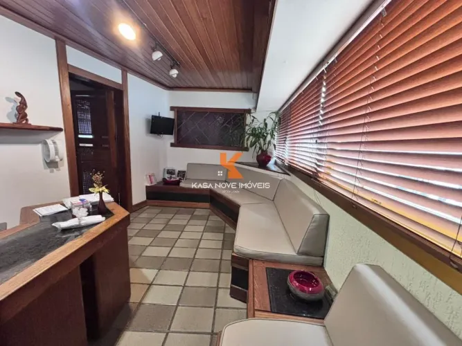 Oportunidade Imperdível: Sala Comercial de 88m² na Graça, Salvador-BA, com 2 Banheiros e 1