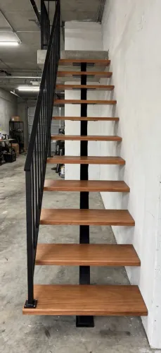 Escadas sobe medida 