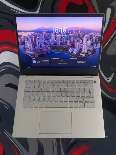 DELL INSPIRON P126G