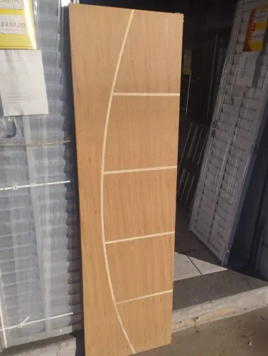 Porta frisada de angelim - PROMOÇÃO POR TEMPO LIMITADO