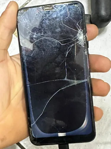 Moto One tela quebrada