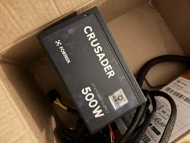 Fonte Gamer ATX Fortrek Crusader 500W Preta
