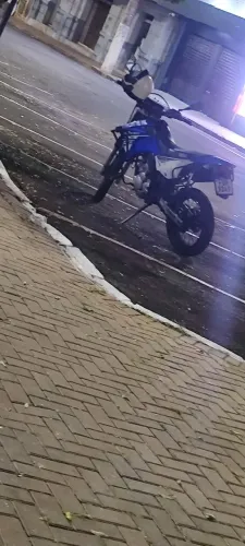 Lander 250 oportunidade