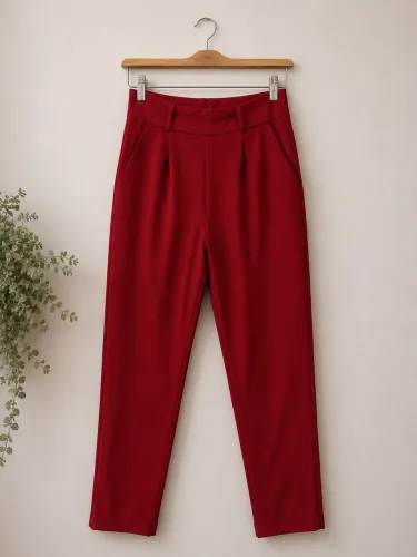 Calça Vermelha à Venda
