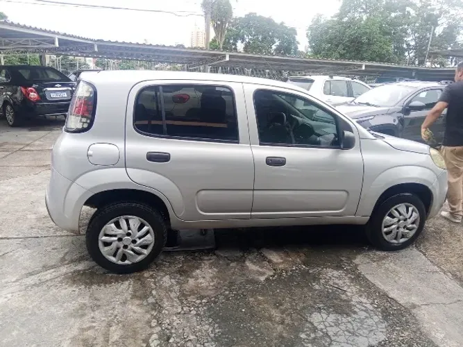 Fiat Uno Attractive 1.0 EVO Fire Flex 8V 5P 2016