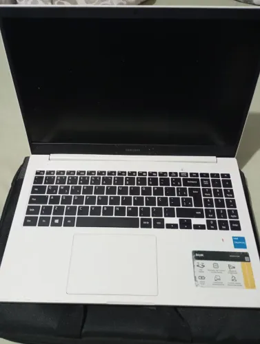 Notebook Samsung semi-novo