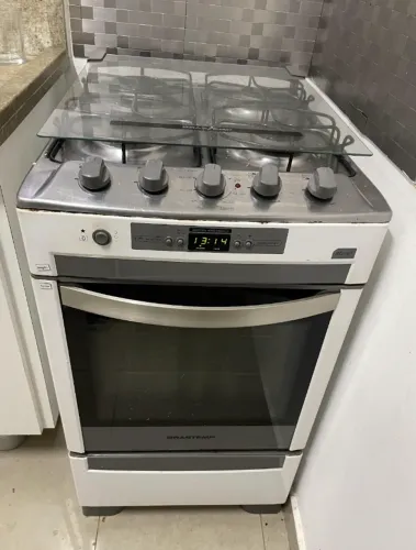 Fogão Brastemp Ative, com grill