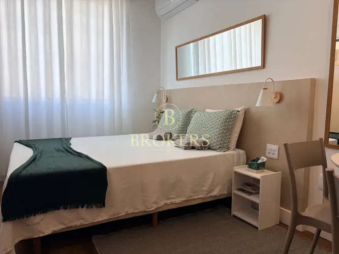 Studio premium á venda a 30m da praia de Copacabana pronto para alta rentabilidade com tem