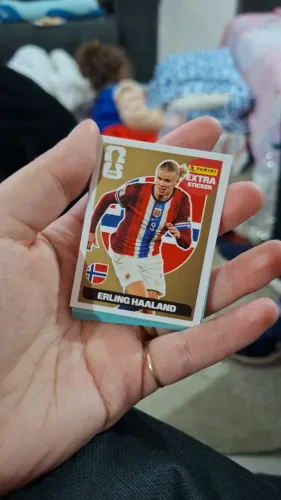 Figurinha Legend Ouro Haaland Copa 2026