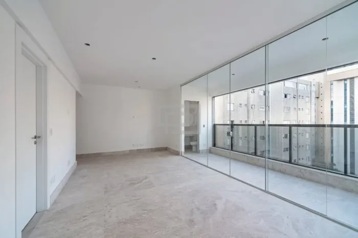 Apartamento sofisticado em Lourdes com 130m².