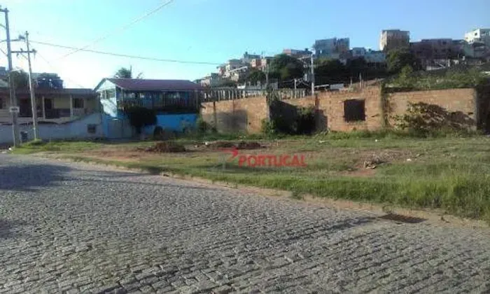 Terreno à venda, 360 m² por R$ 350.000,00 - Novo Horizonte - Macaé/RJ