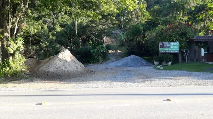 SÃO FRANCISCO DO SUL S.C ESTRADA GERAL DO FORTE. VENDO TERRENO.