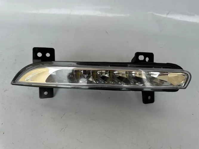 Led Direito Farol de Milha Renault Fluence 2015 2016 2017 e 2018
