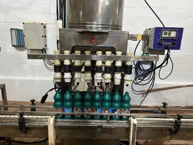 Envasadora automática 8 bicos com bomba de envase 