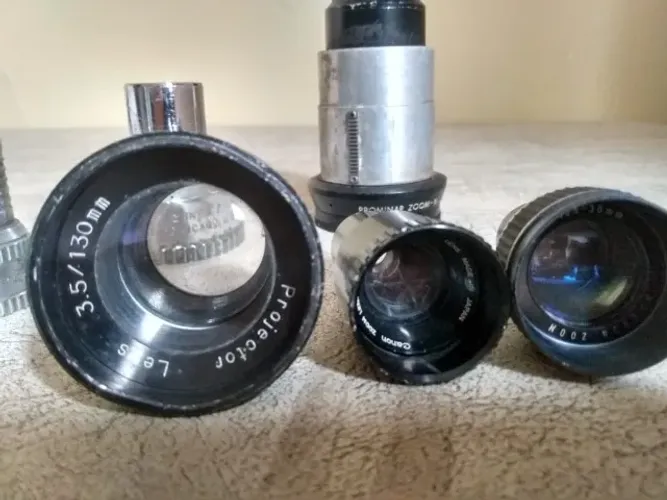 Lote de 5 lentes para projeção de filmes 16MM e Super 8