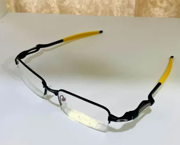 Óculos Oakley Vilão w5
