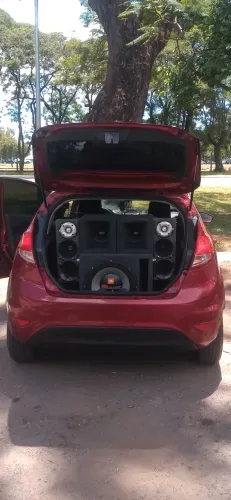Som automotivo completo
