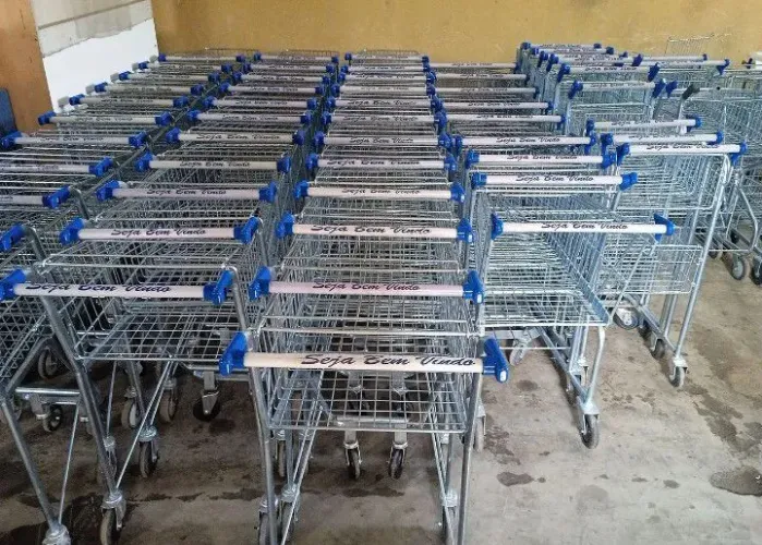 Carrinhos de supermercado